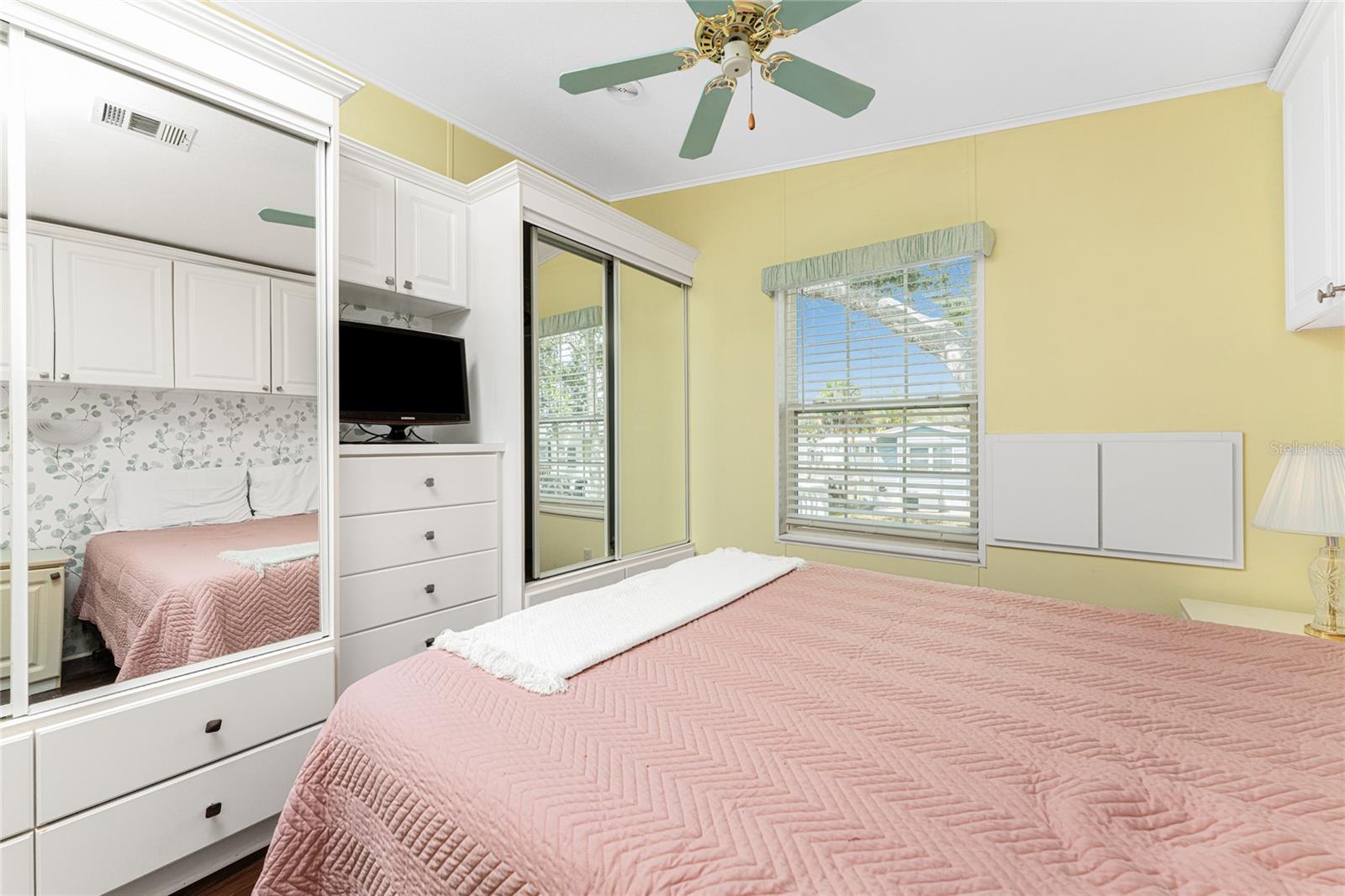 KINGS GATE SEC I - Residential