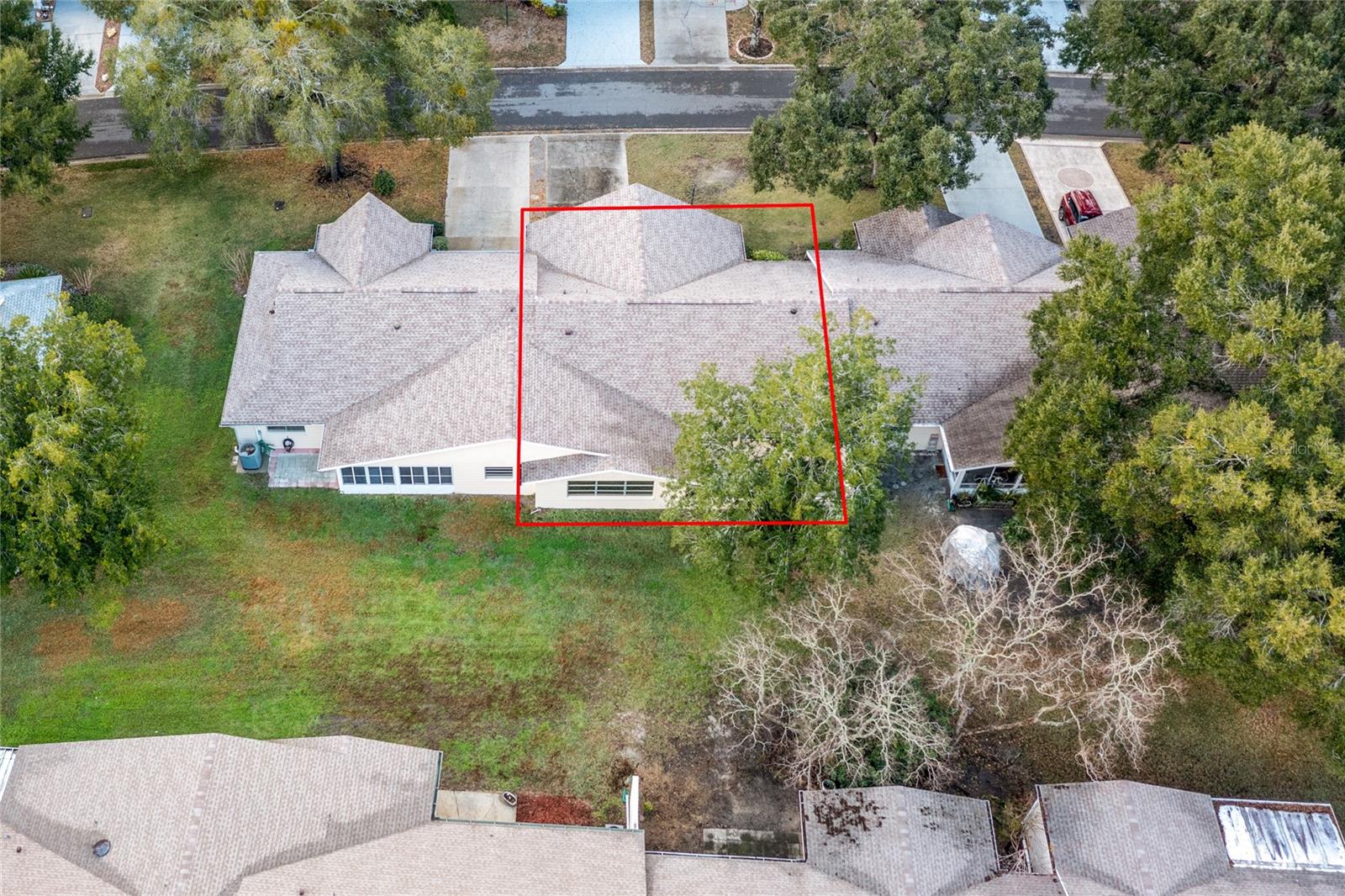 CIRCLE SQUARE WOODS - Residential