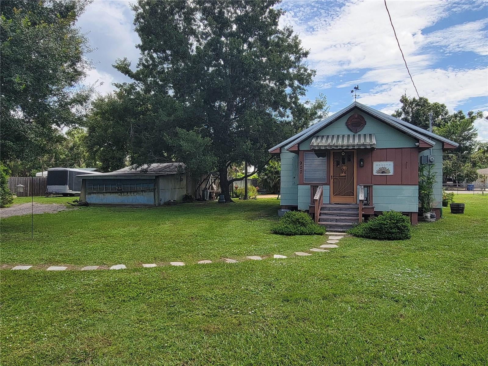 900 BOKHARA PLACE