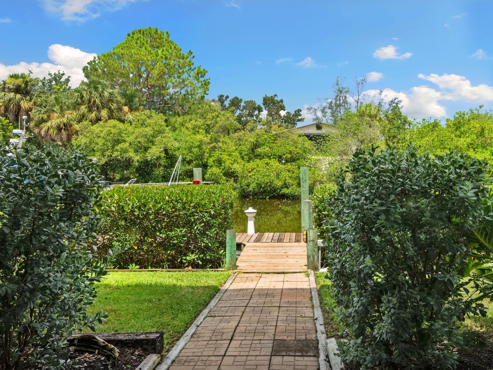 SMUGGLERS LANDING PH II - Residential