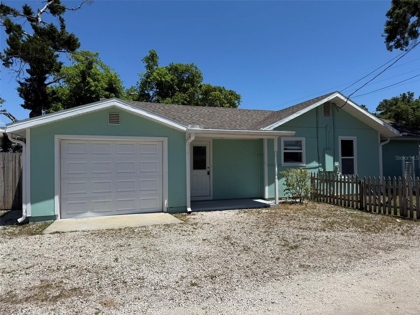 CLEAR VISTA - Residential
