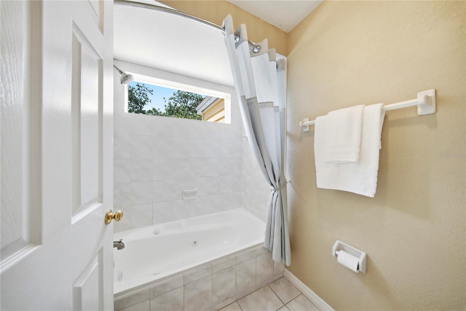 RIVIERA BAY SECOND ADD PT REP & ADD - Residential