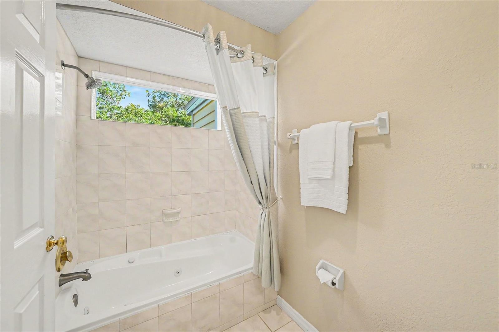RIVIERA BAY SECOND ADD PT REP & ADD - Residential