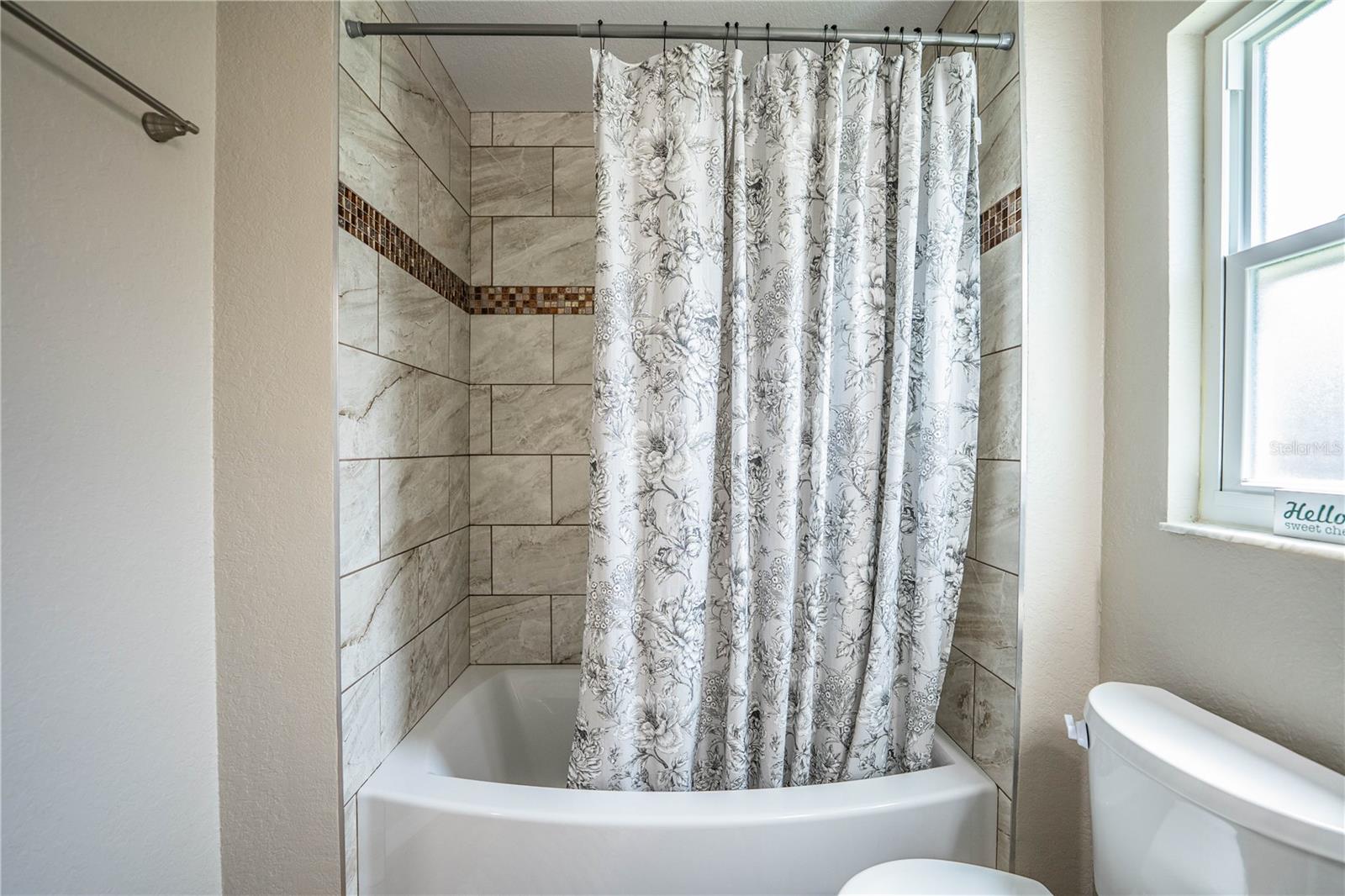 REMINGTON OAKS PH 01 - Residential