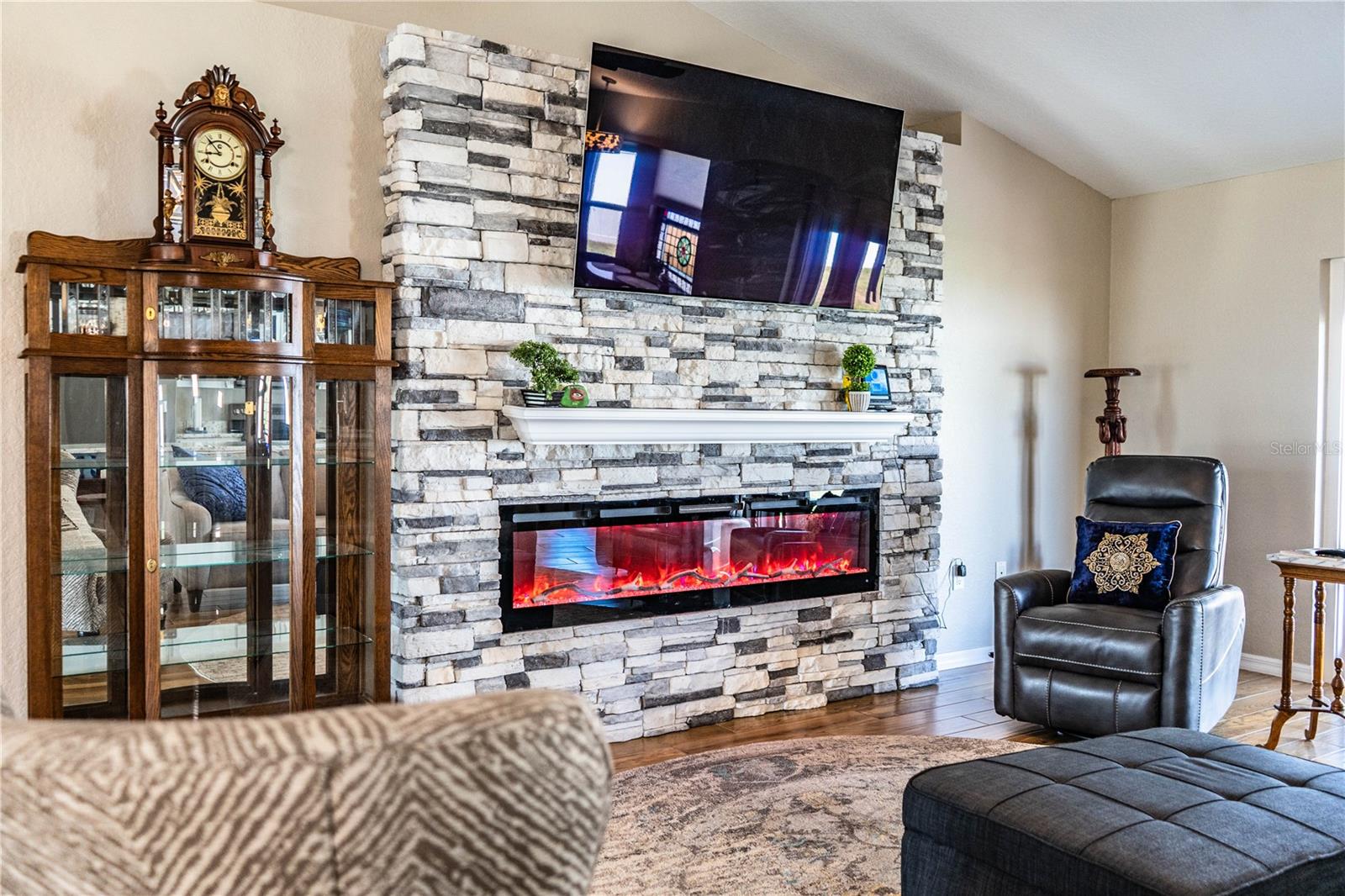 REMINGTON OAKS PH 01 - Residential