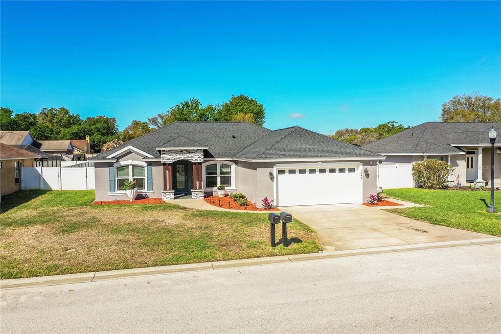 Photo of 7144 Remington Oaks Loop, Lakeland, FL 33810 (MLS # L4959704)