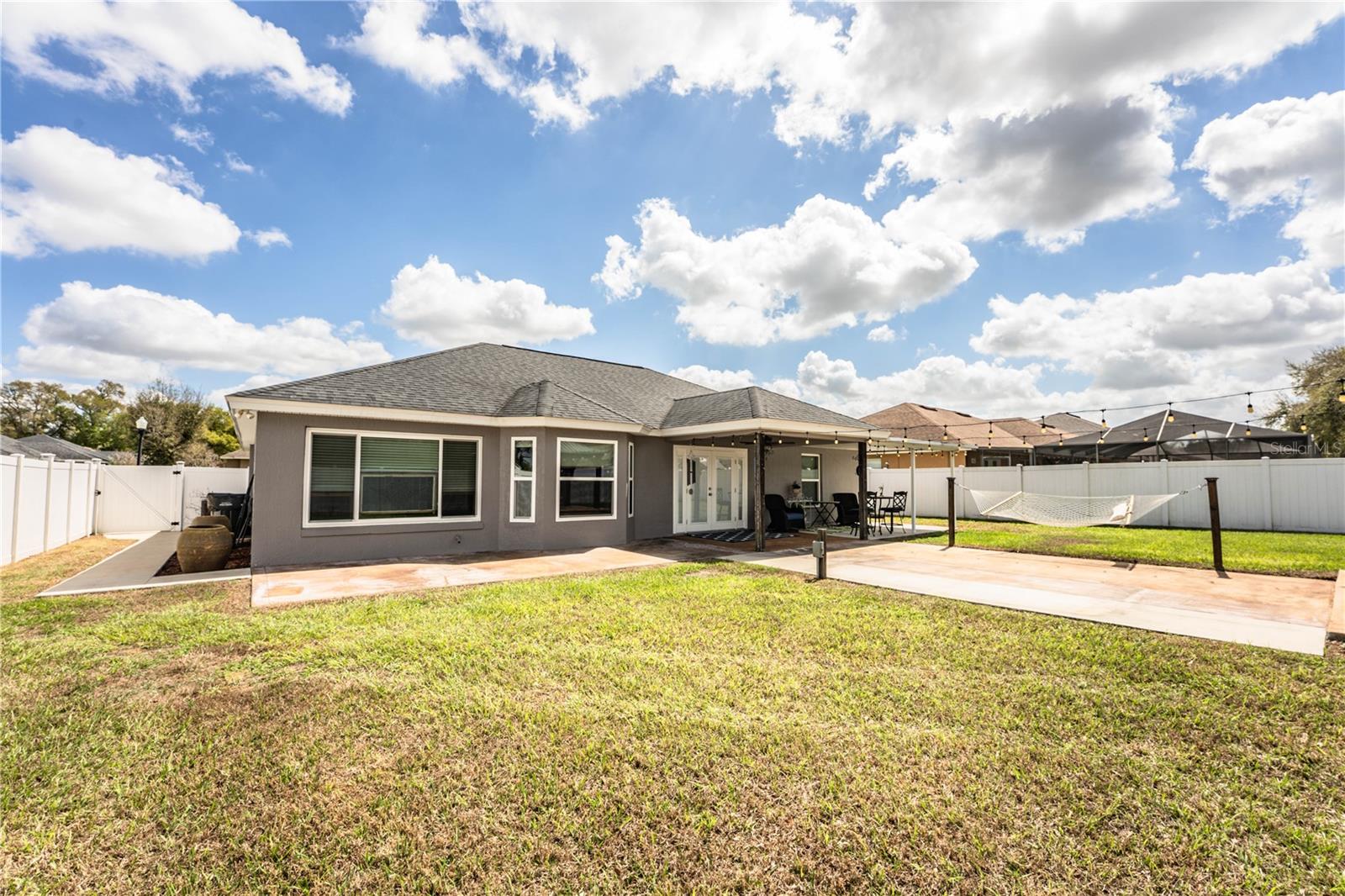 REMINGTON OAKS PH 01 - Residential