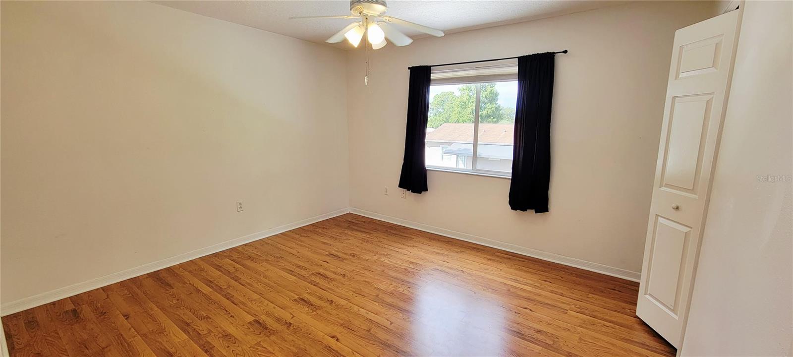 EASTLAKE OAKS PH 4 - Residential