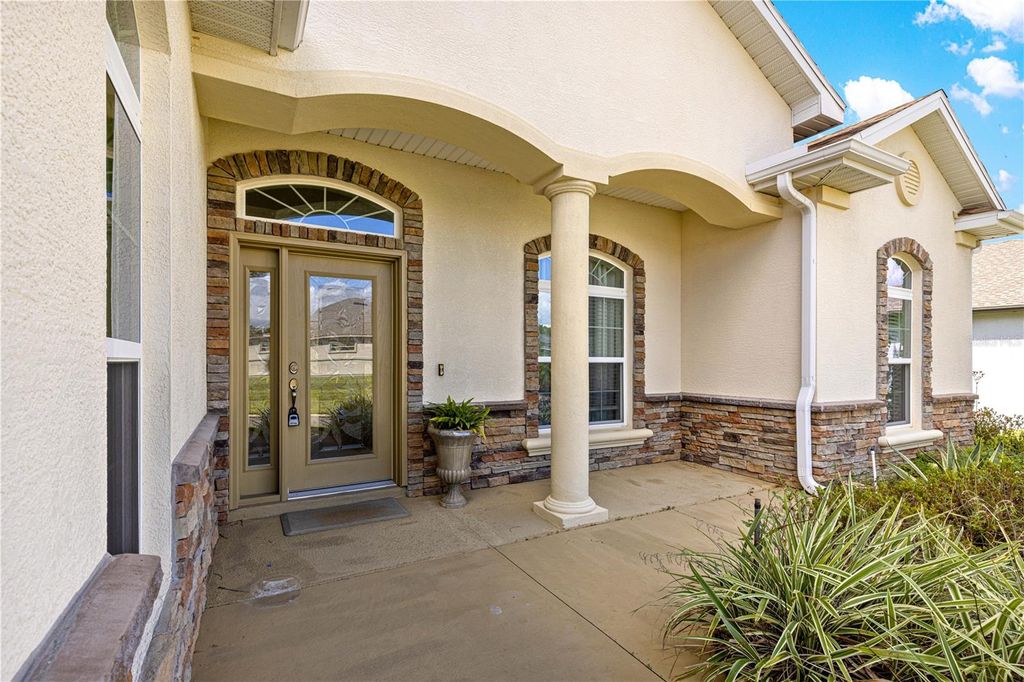 Photo of 17306 SE 112th Ct Road, Summerfield, FL 34491 (MLS # G5102892)