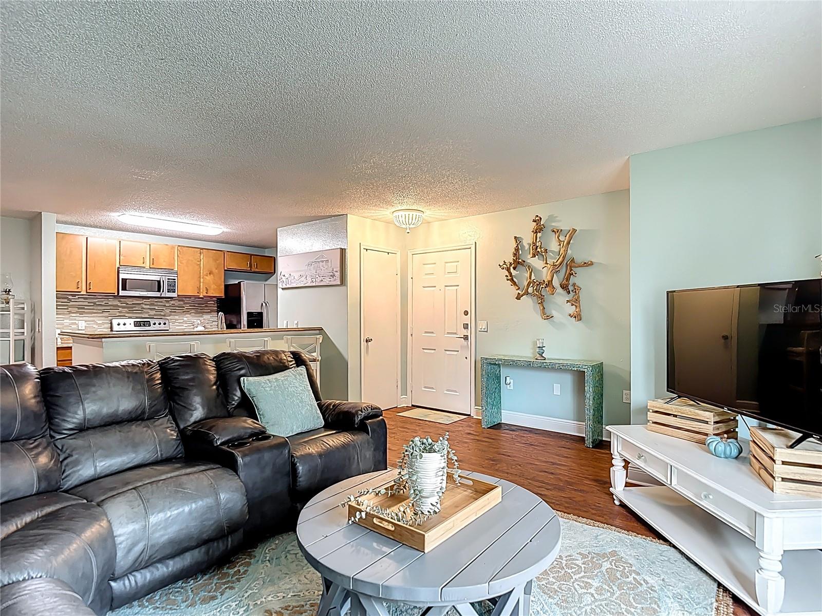 THE HIGHLANDS AT HUNTERS GREE - Residential