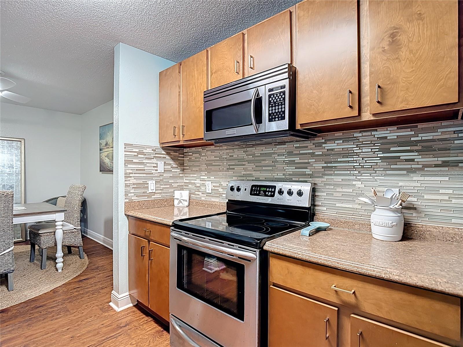 THE HIGHLANDS AT HUNTERS GREE - Residential