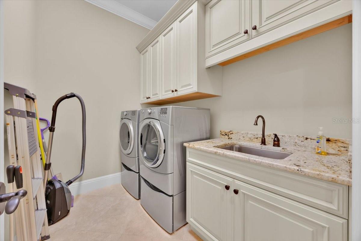 GOLDEN OAK PH 01C - Residential