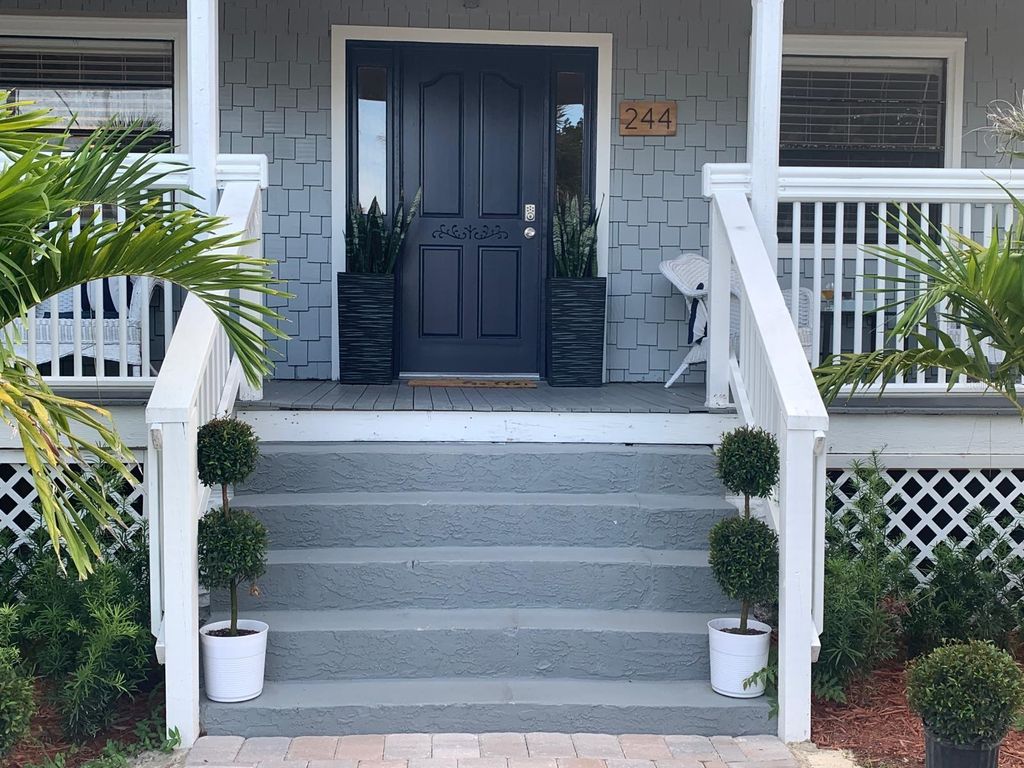 Photo of 244 Lexington Drive, Daytona Beach, FL 32114 (MLS # O6375895)