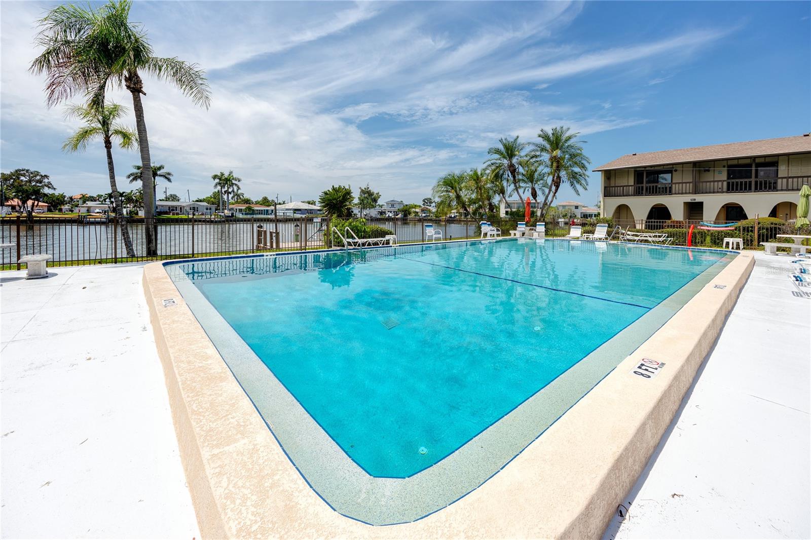 LA COSTA BRAVA CONDO 1 - Residential