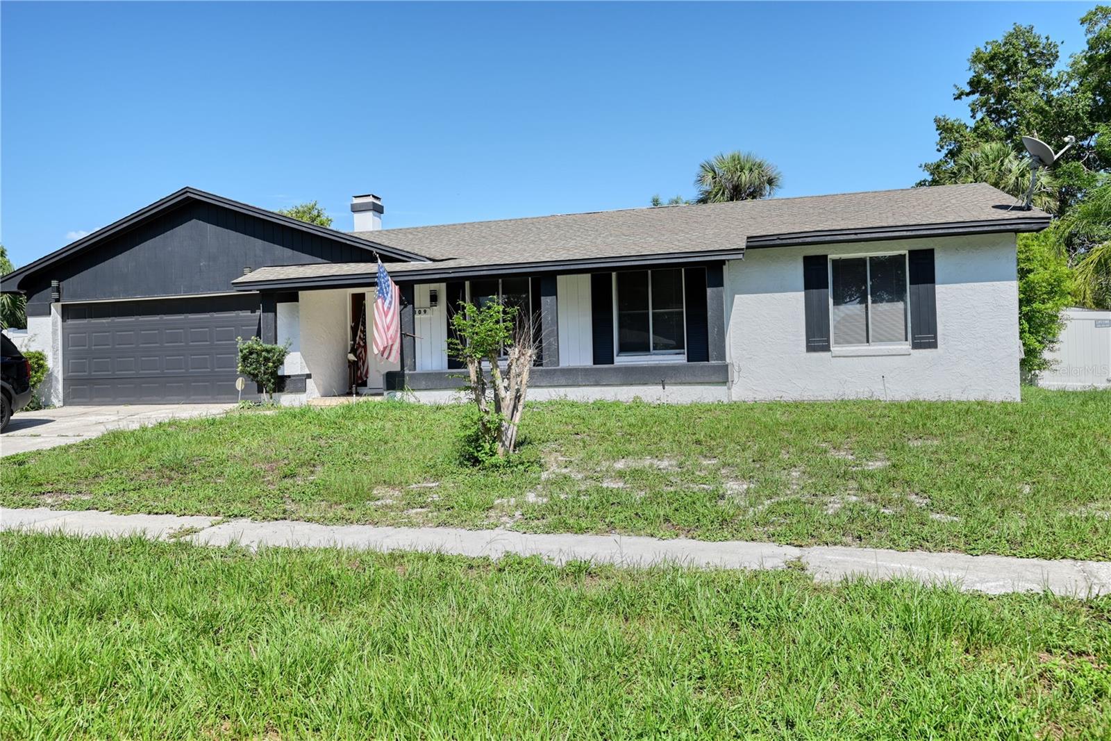 6309 RIDGEBERRY DRIVE