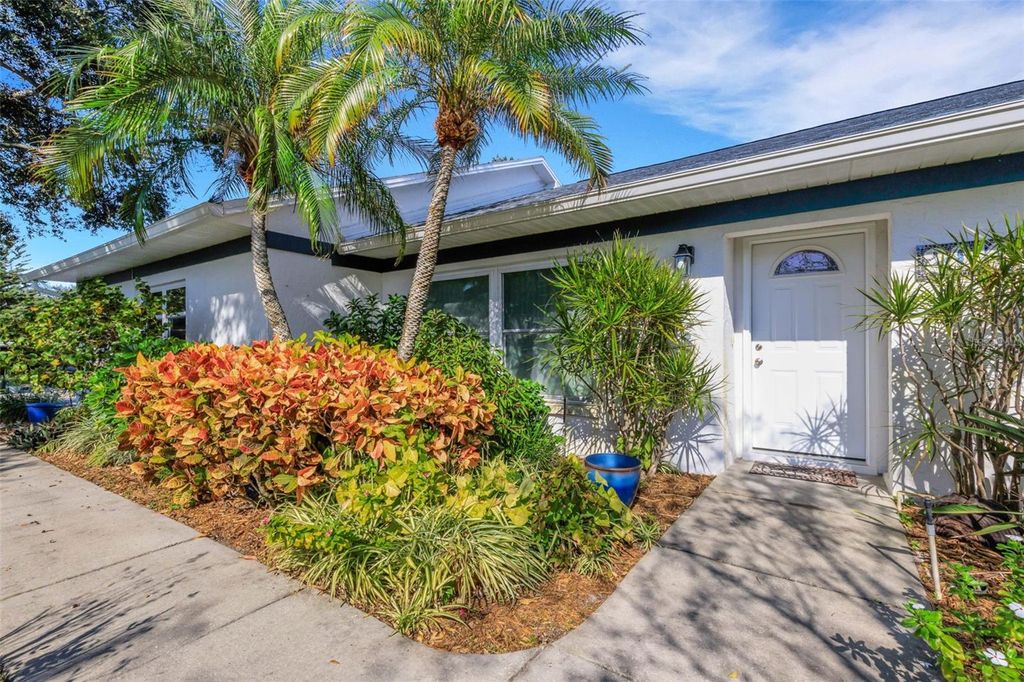 Photo of 2010 7th Place SW, Largo, FL 33770 (MLS # TB8452236)