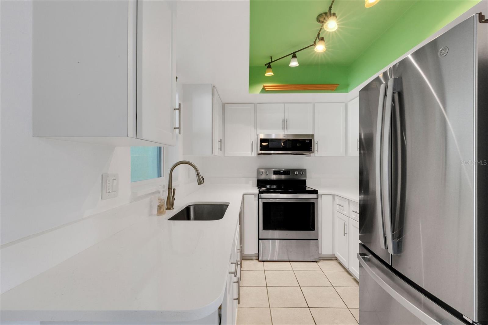 MARGARET MANOR 1ST ADD - Residential