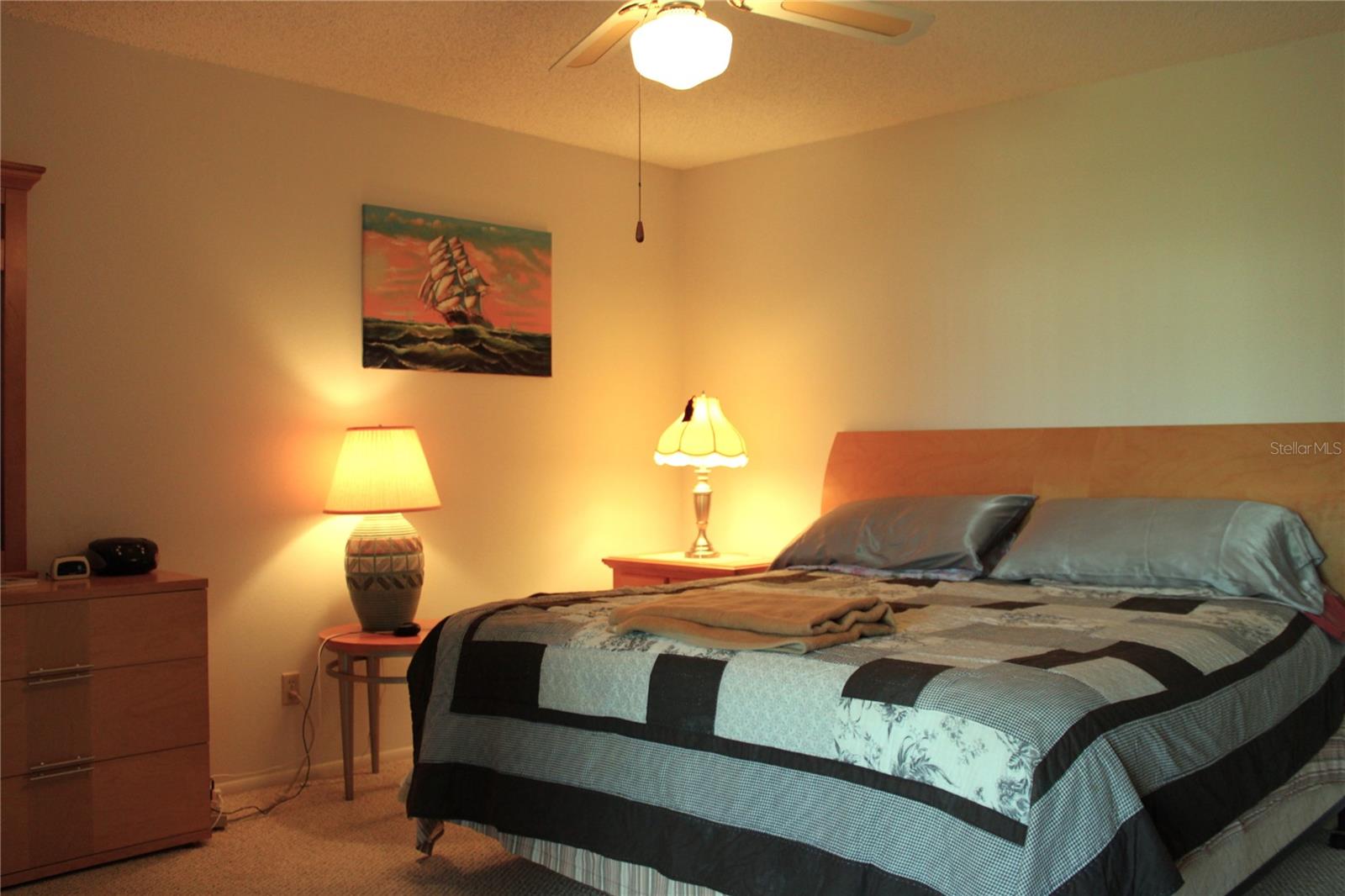 ON TOP OF THE WORLD - Residential