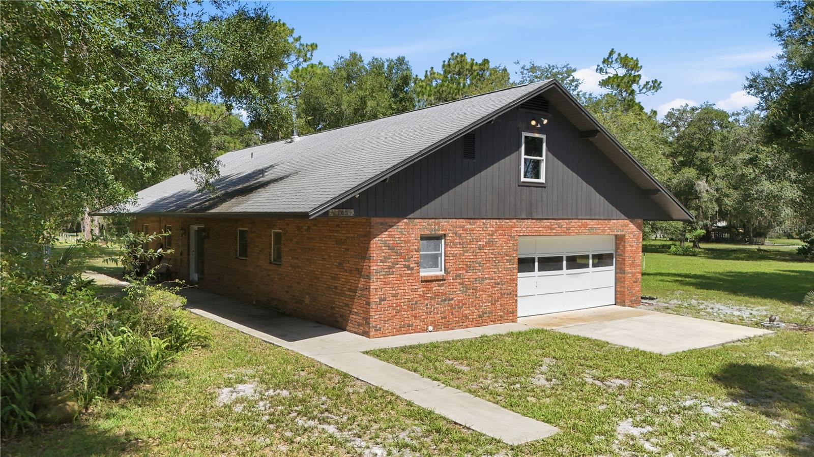 163 E ORANGE AVENUE