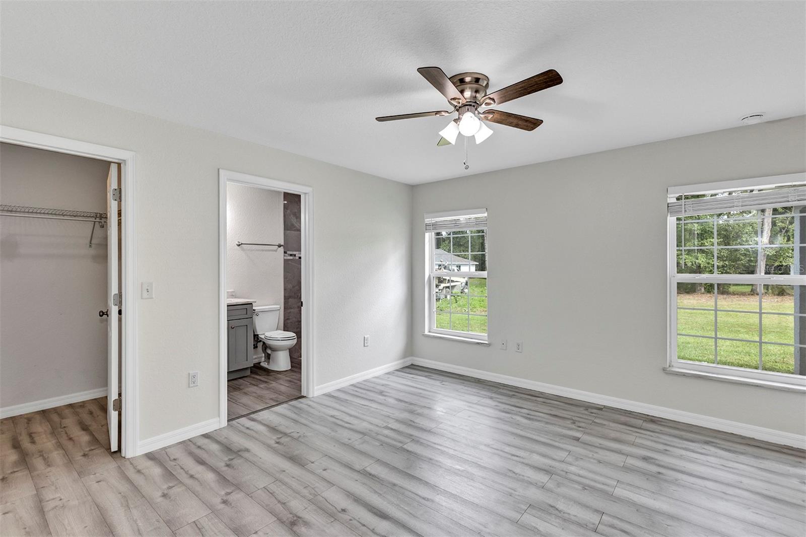 BELLEVIEWS SUNNY SKIES SUB - Residential