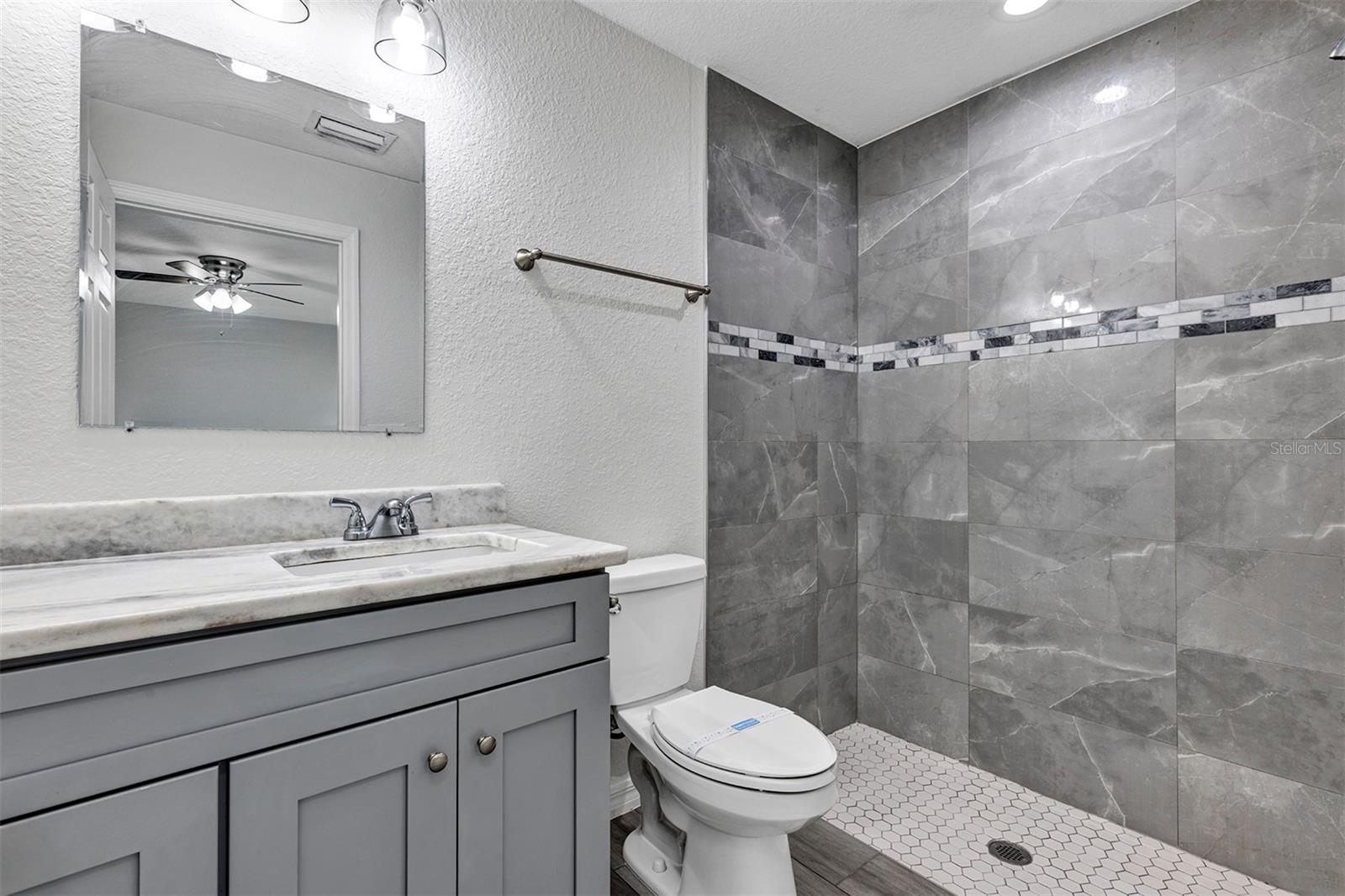 BELLEVIEWS SUNNY SKIES SUB - Residential