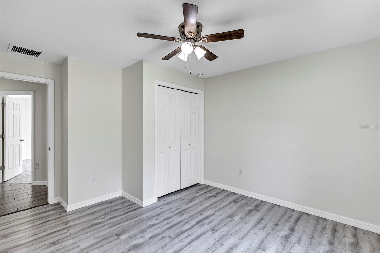 BELLEVIEWS SUNNY SKIES SUB - Residential