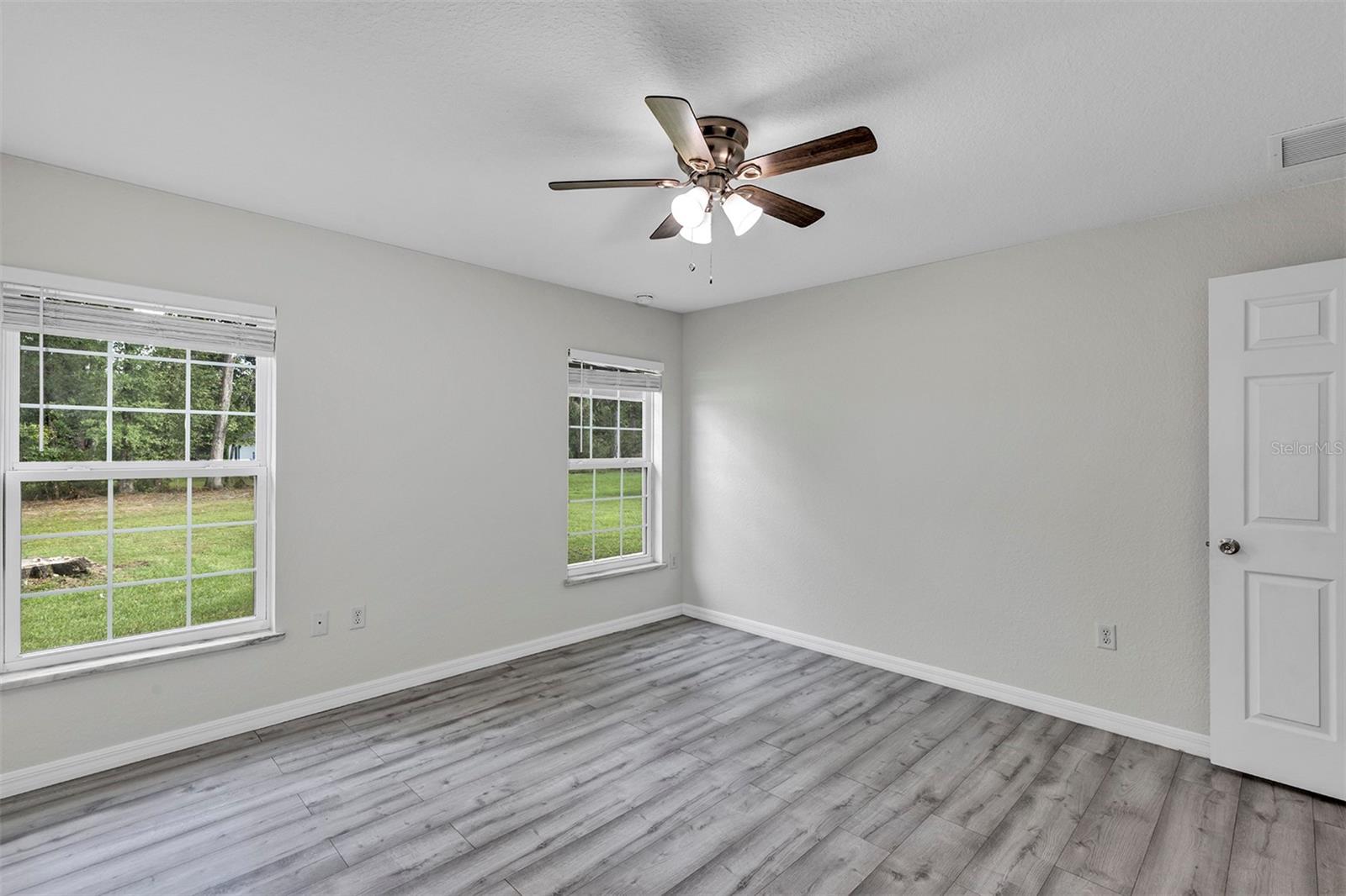 BELLEVIEWS SUNNY SKIES SUB - Residential