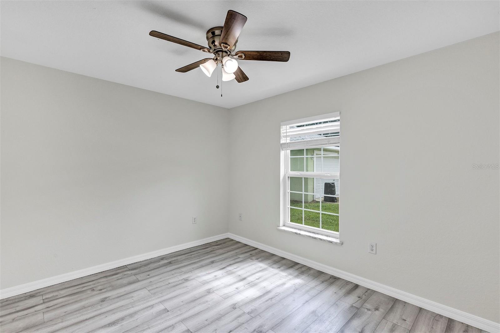 BELLEVIEWS SUNNY SKIES SUB - Residential