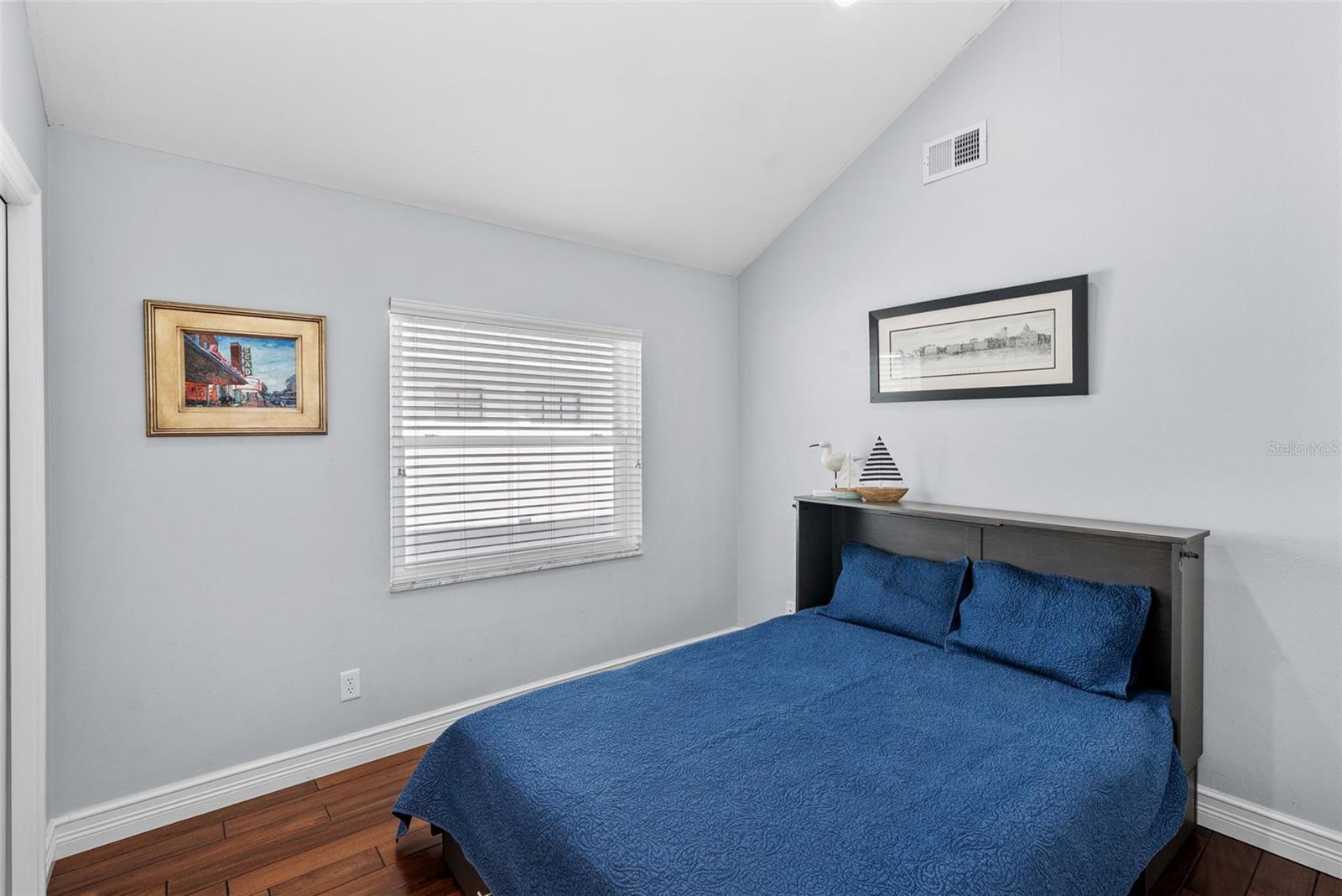 VIRGINIA PARK - Residential