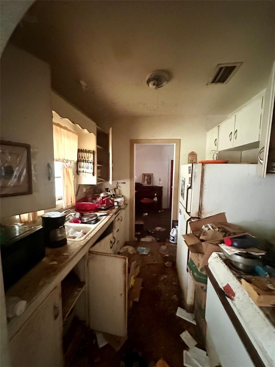 115 S ORION AVENUE