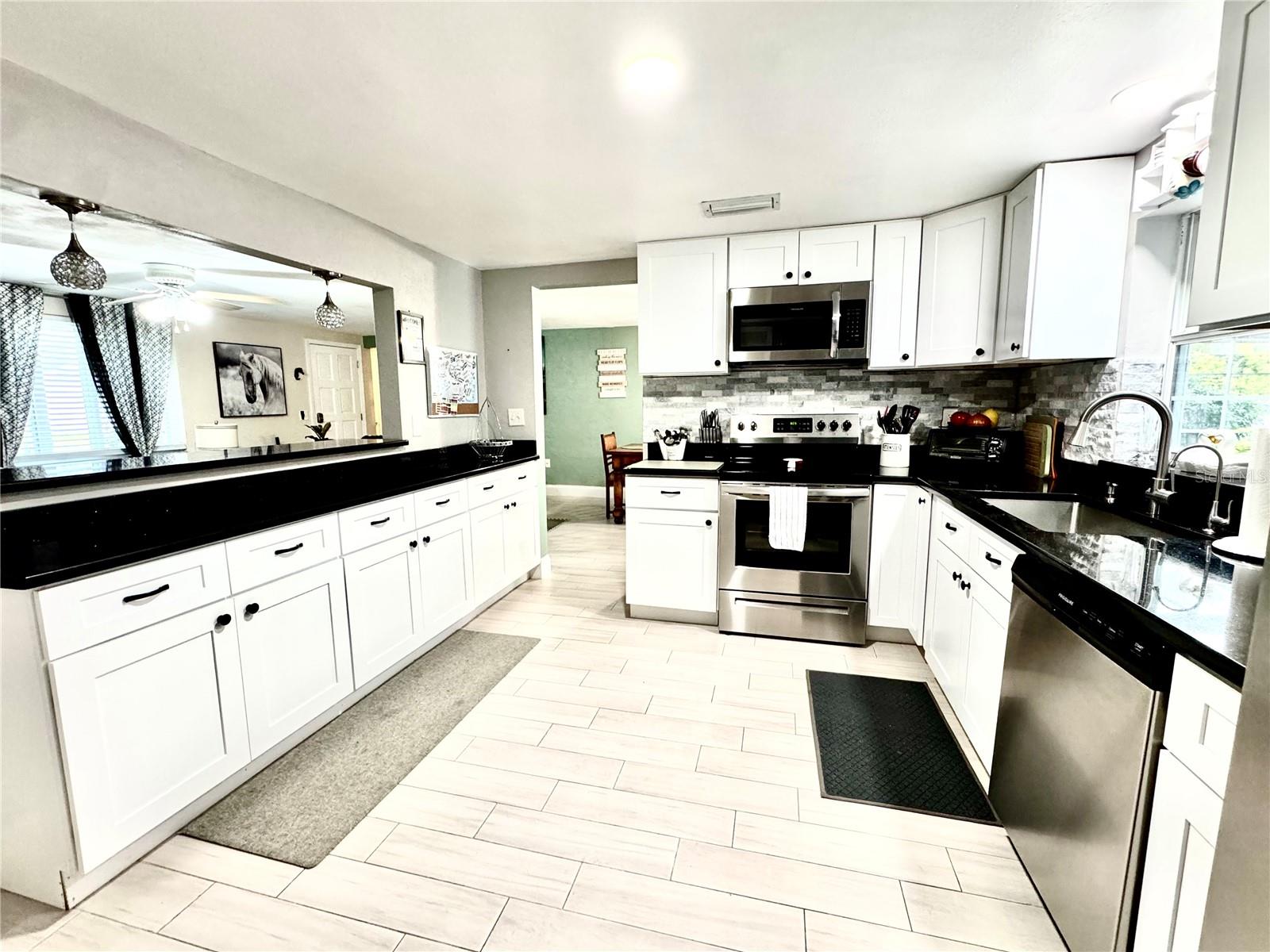 BEACON SQUARE - Residential