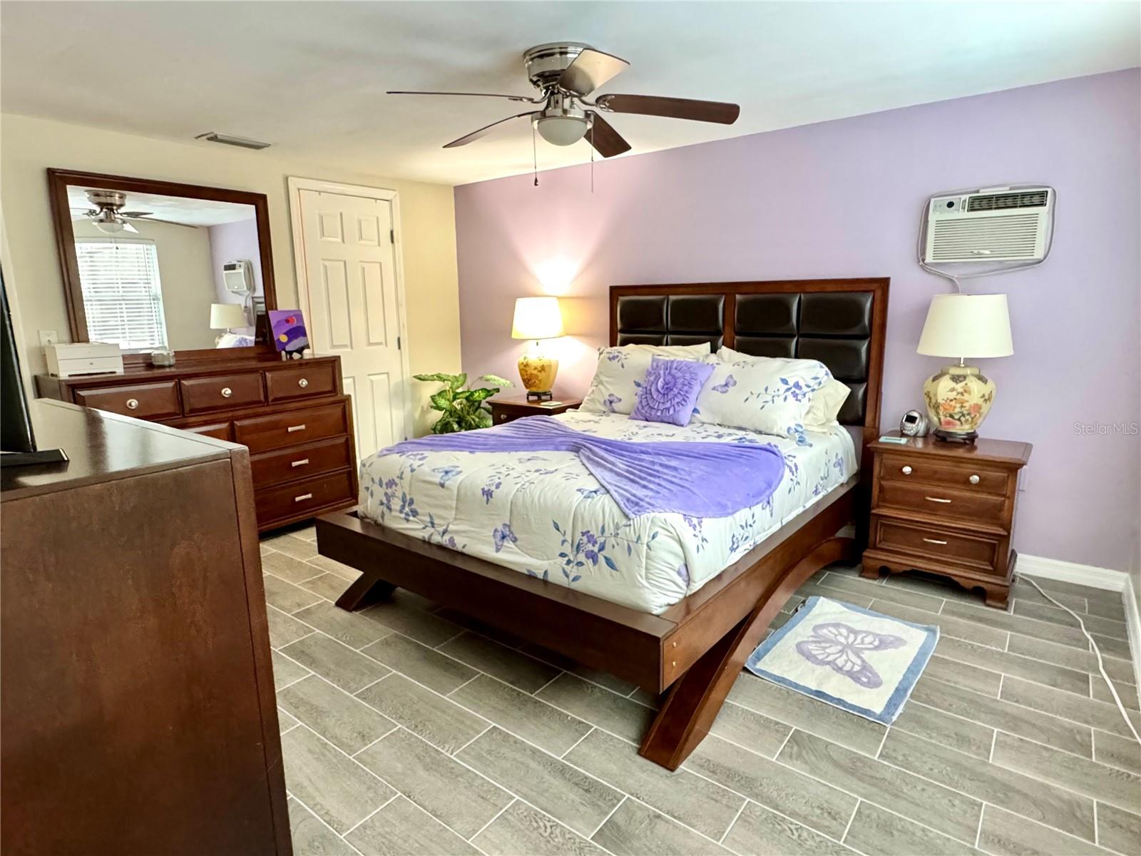 BEACON SQUARE - Residential