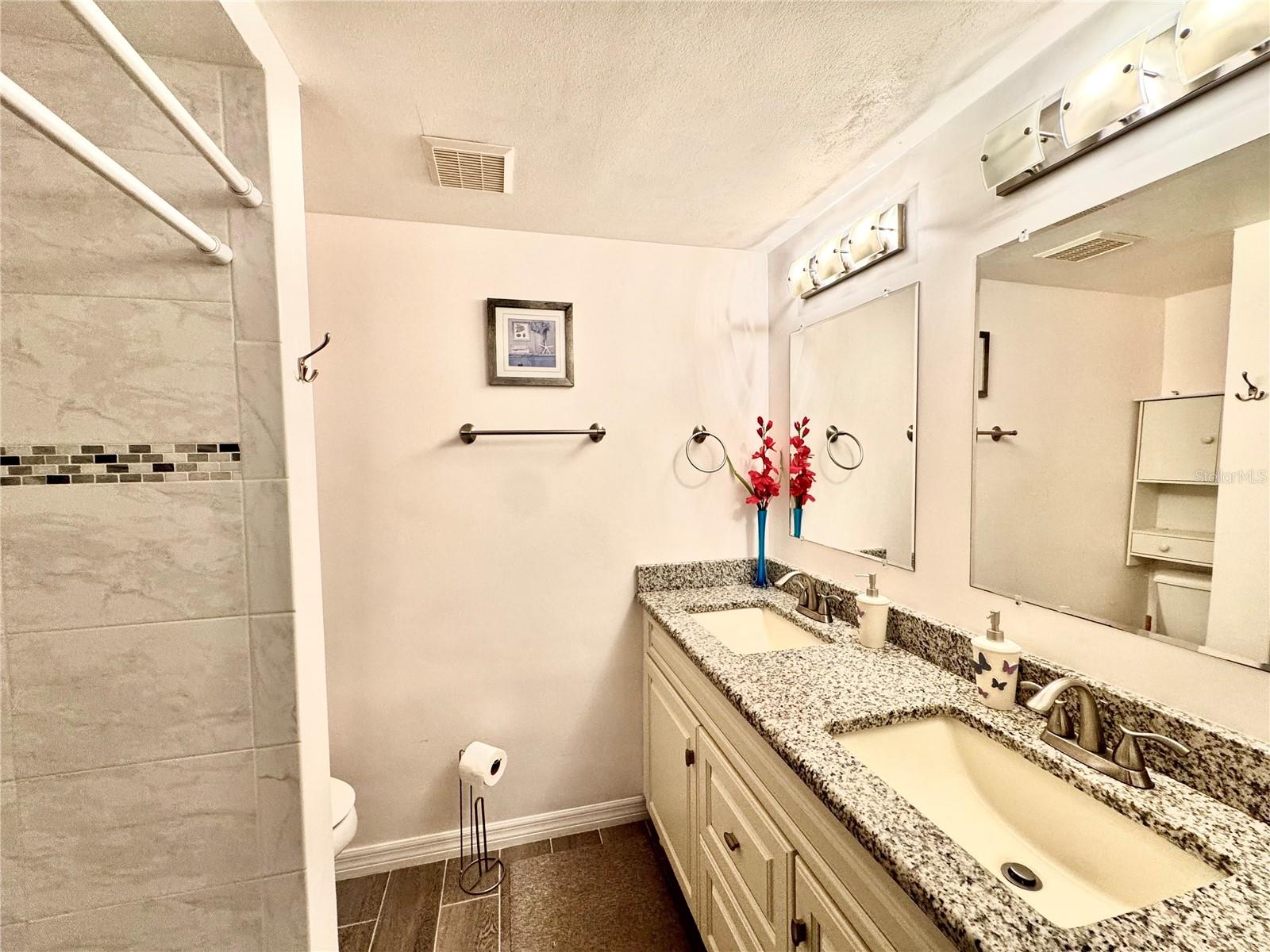 BEACON SQUARE - Residential