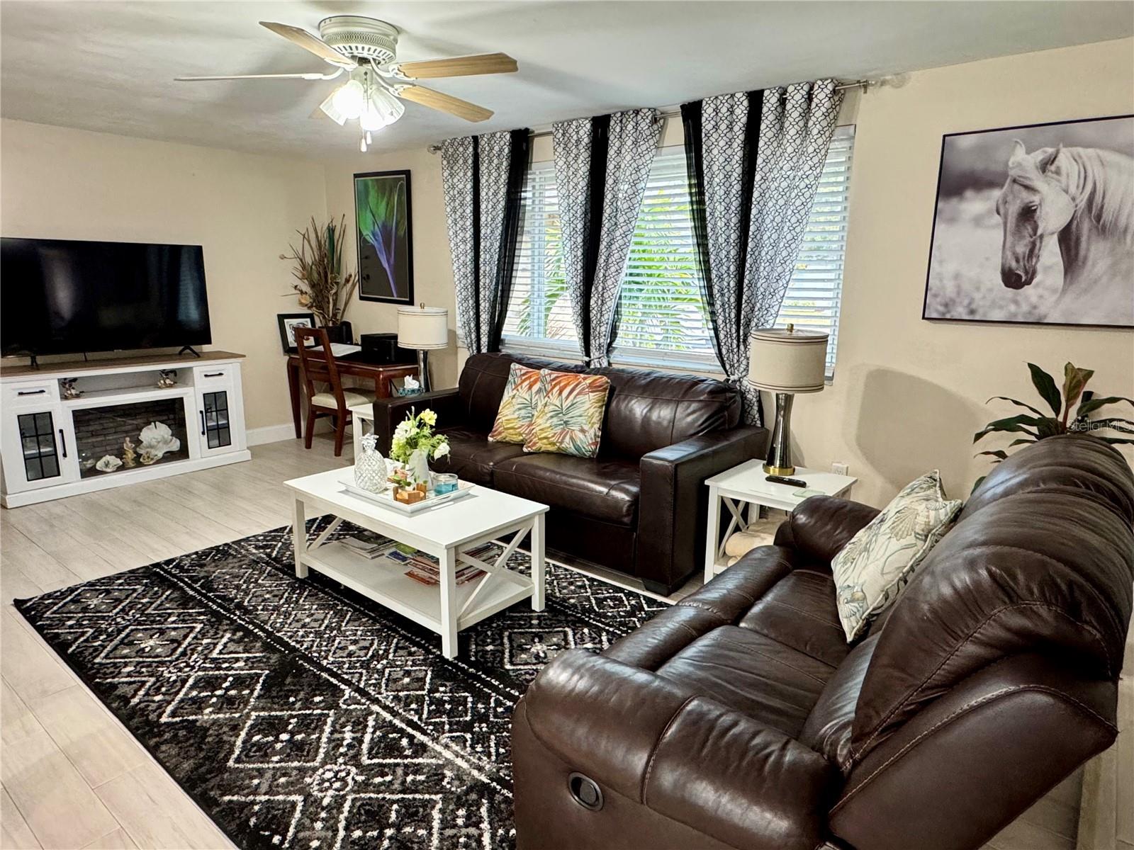 BEACON SQUARE - Residential