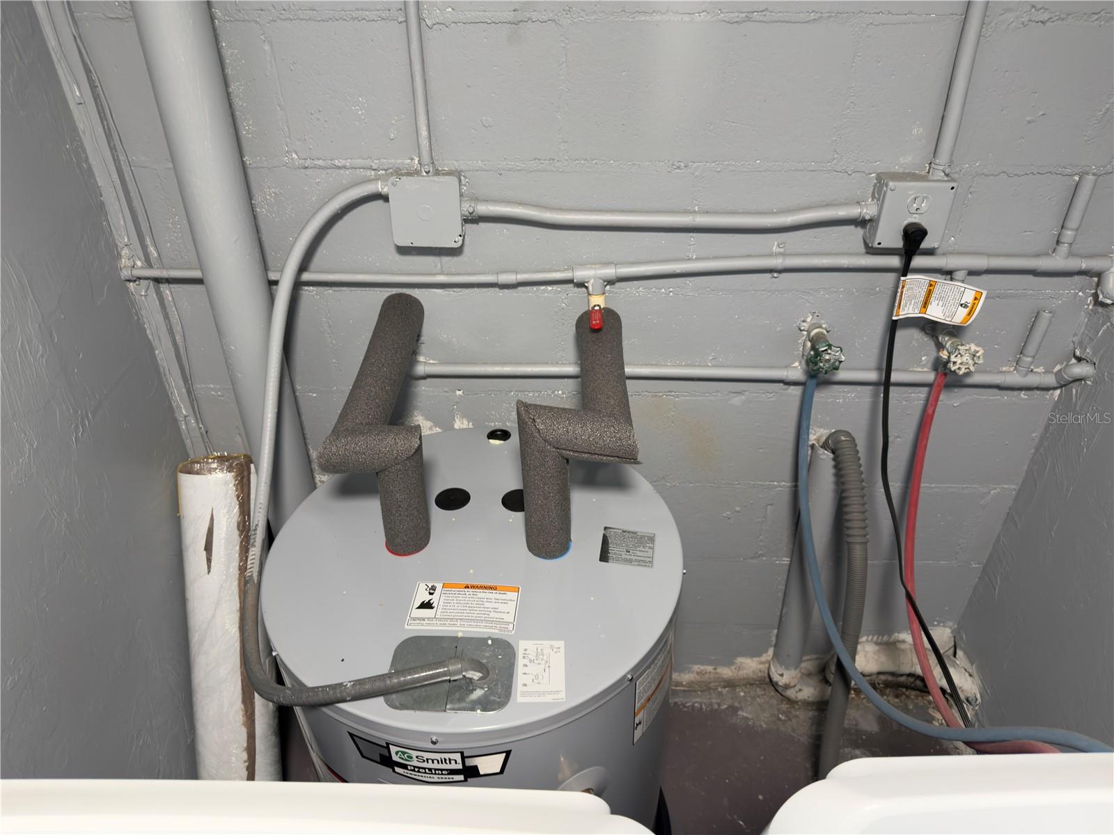 CRICKET CLUB CONDO - Residential