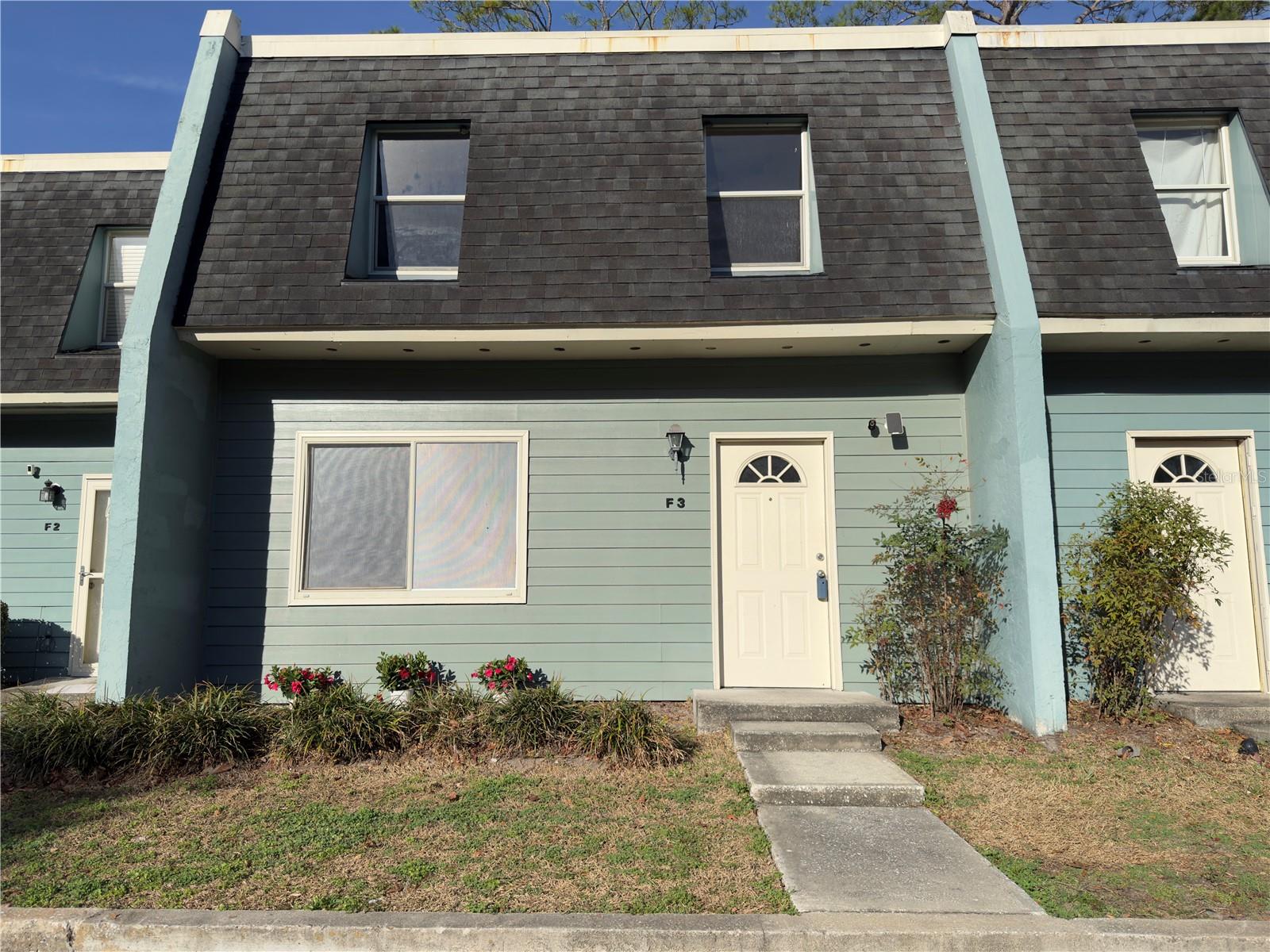 CRICKET CLUB CONDO - Residential