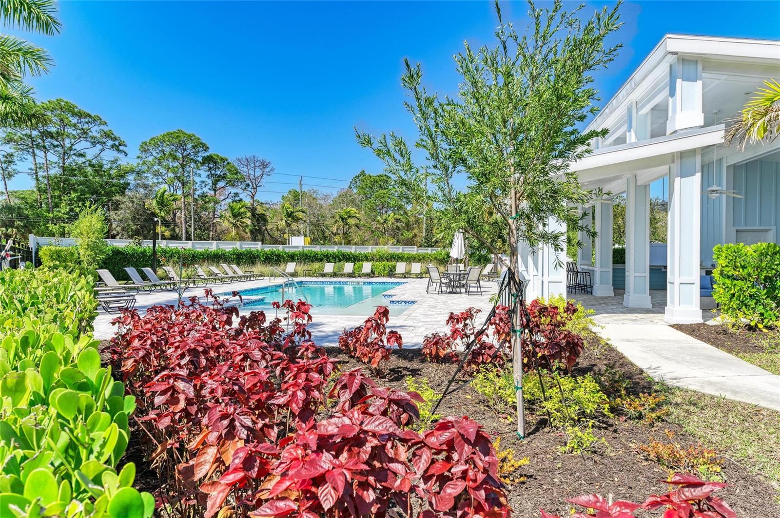 SIENNA PARK TOWNHOMES AT UNIVERSITY - Residential Lease