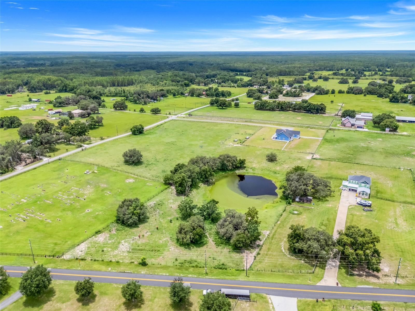 GROVELAND FARMS 16-23-24 - Residential