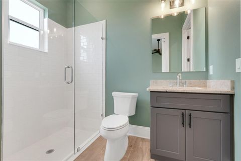 Tiny photo for 2437 Bay Lake Loop, Groveland, FL 34736 (MLS # G5090550)