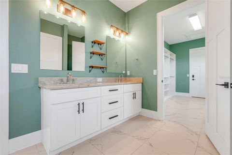 Tiny photo for 2437 Bay Lake Loop, Groveland, FL 34736 (MLS # G5090550)