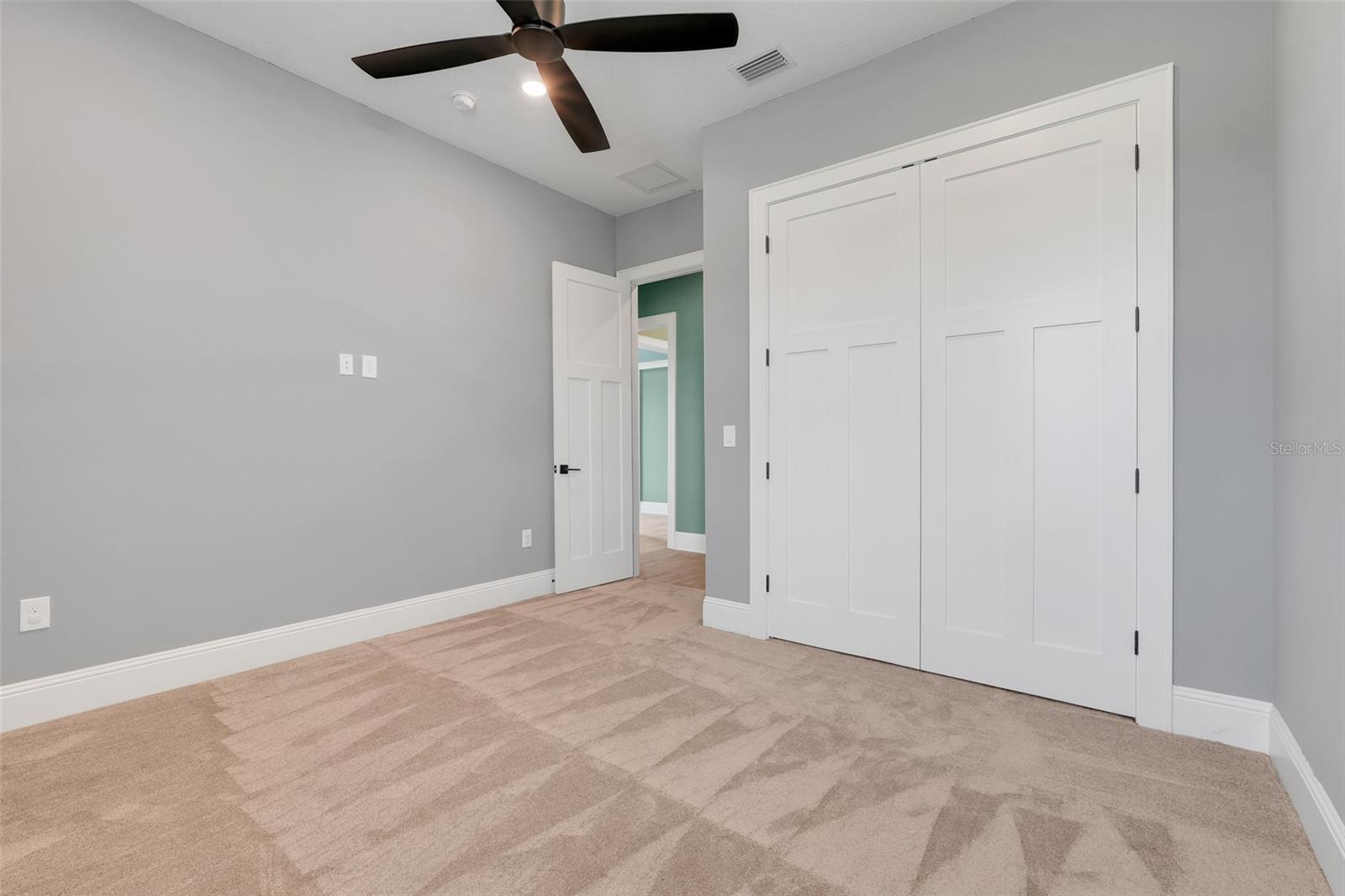 GROVELAND FARMS 16-23-24 - Residential