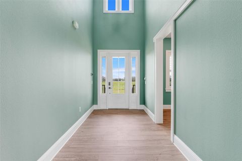 Tiny photo for 2437 Bay Lake Loop, Groveland, FL 34736 (MLS # G5090550)