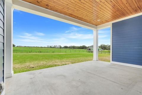Tiny photo for 2437 Bay Lake Loop, Groveland, FL 34736 (MLS # G5090550)