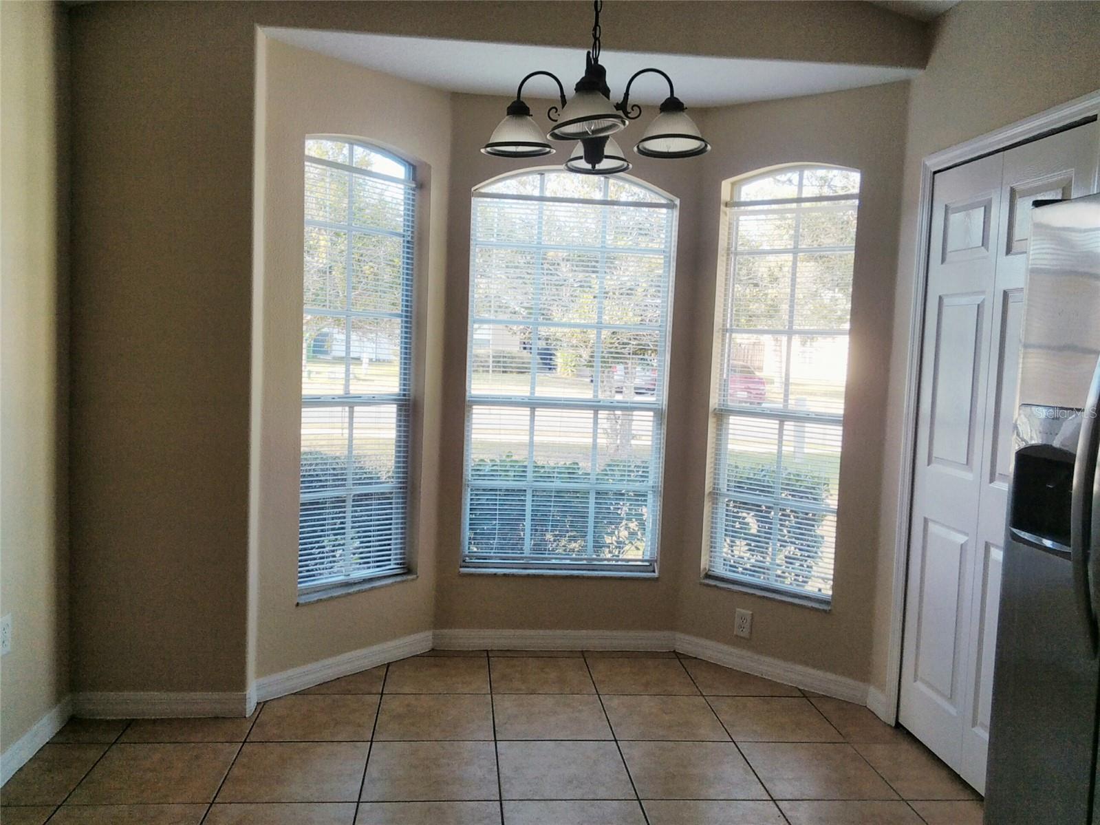 ARBOR RIDGE UNIT 03 - Residential Lease