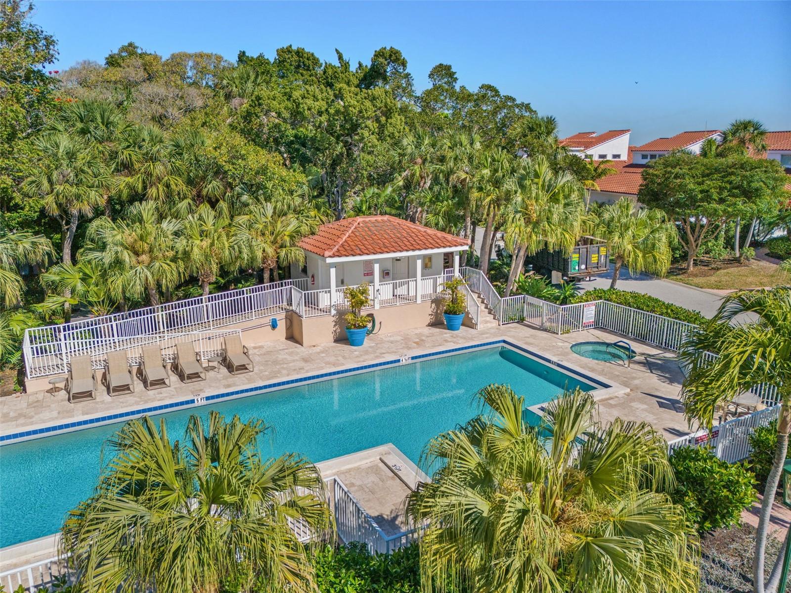 HARBOUR COURT - Residential