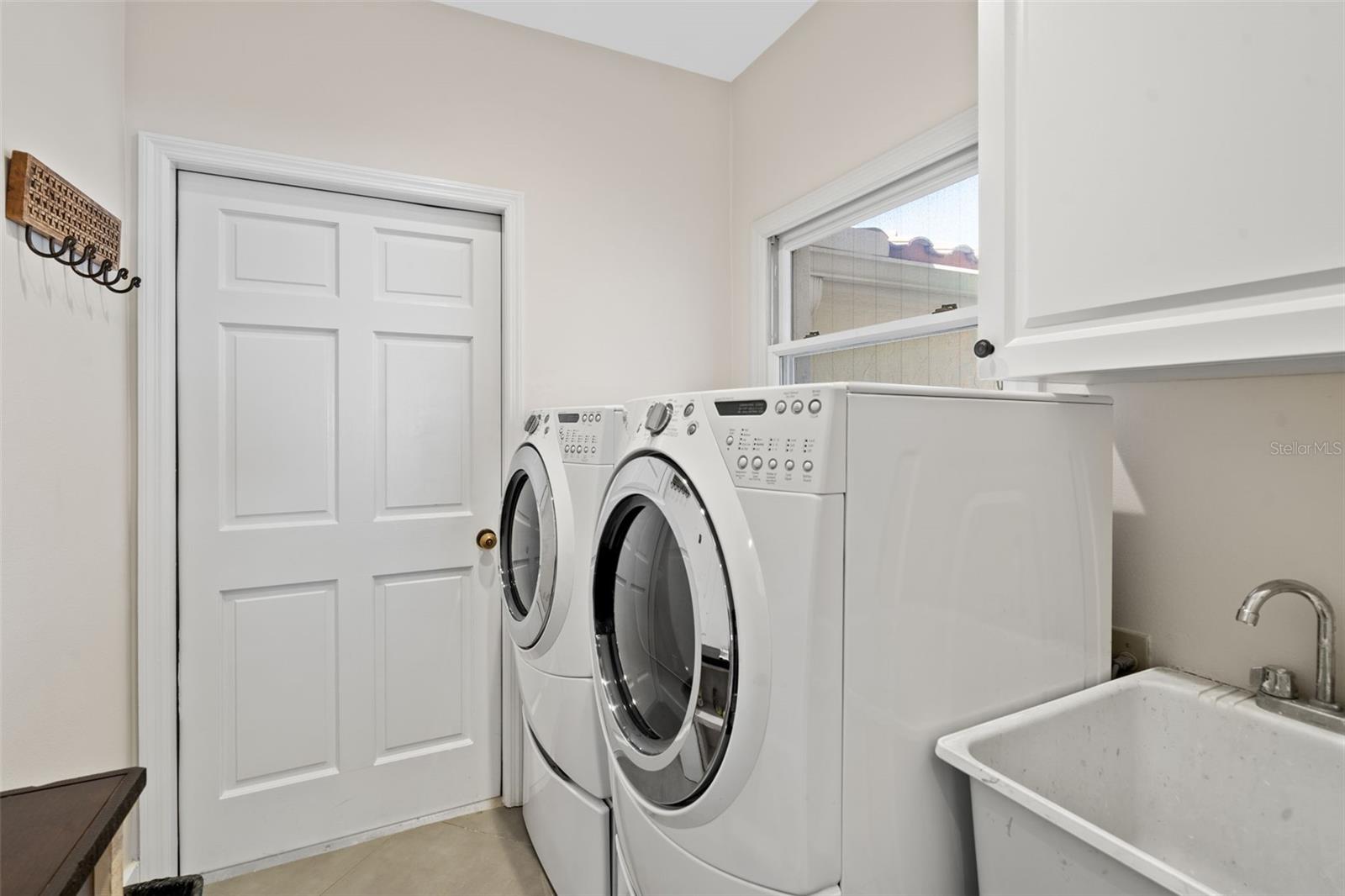 HARBOUR COURT - Residential