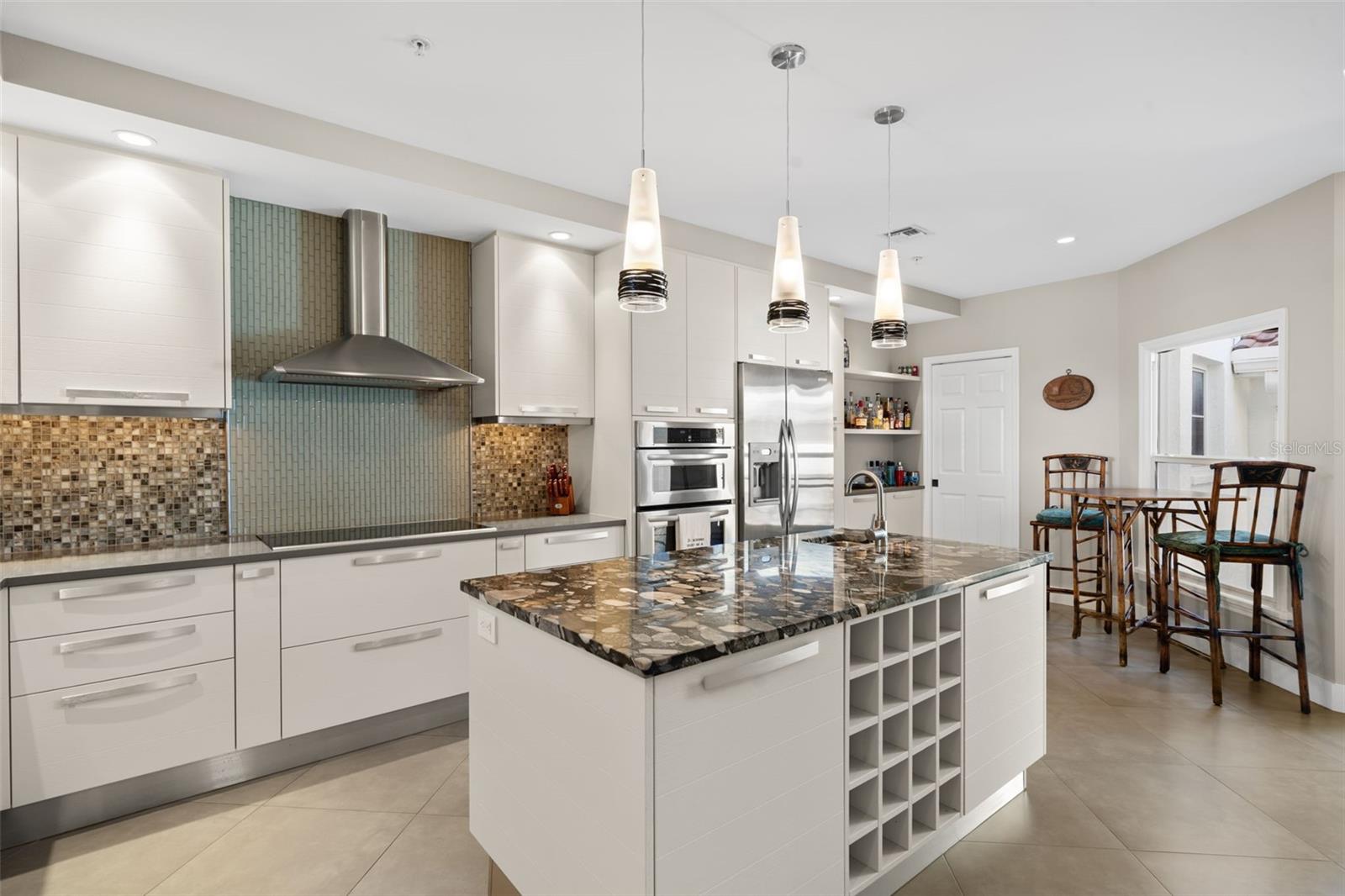 HARBOUR COURT - Residential