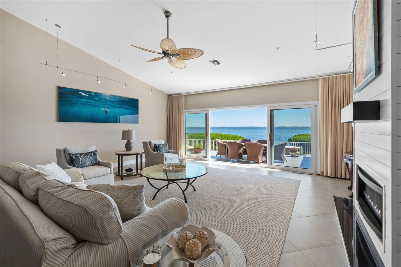 HARBOUR COURT - Residential