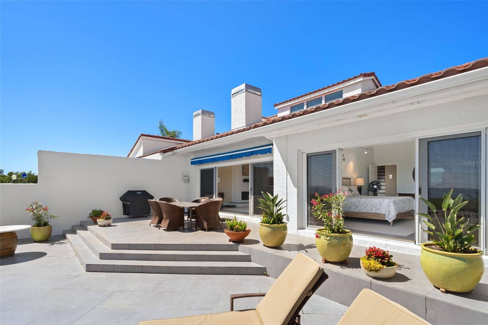 HARBOUR COURT - Residential