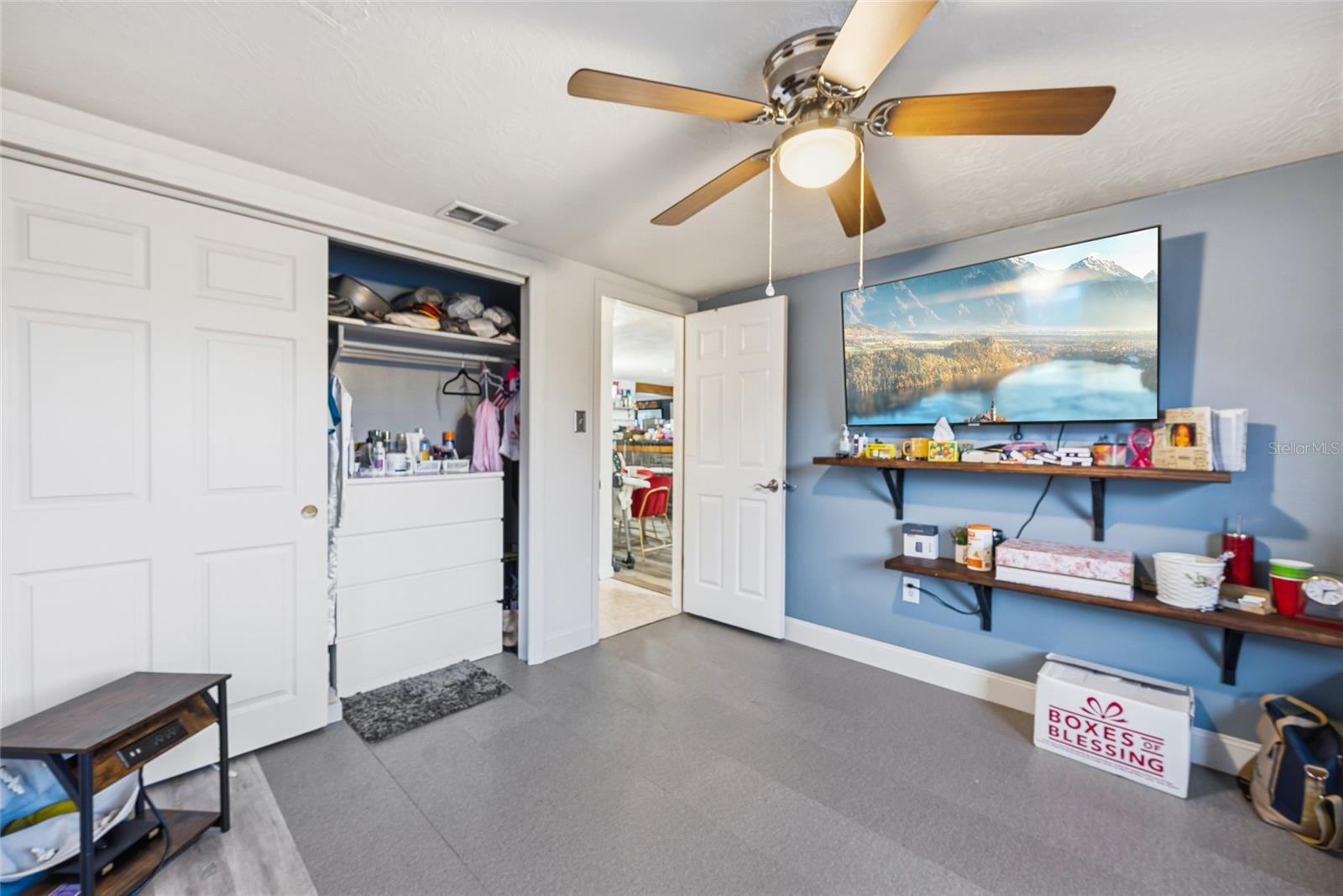 LA VILLA GARDENS - Residential